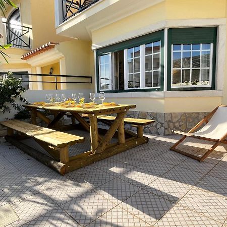 Yellow House Ericeira Εξωτερικό φωτογραφία