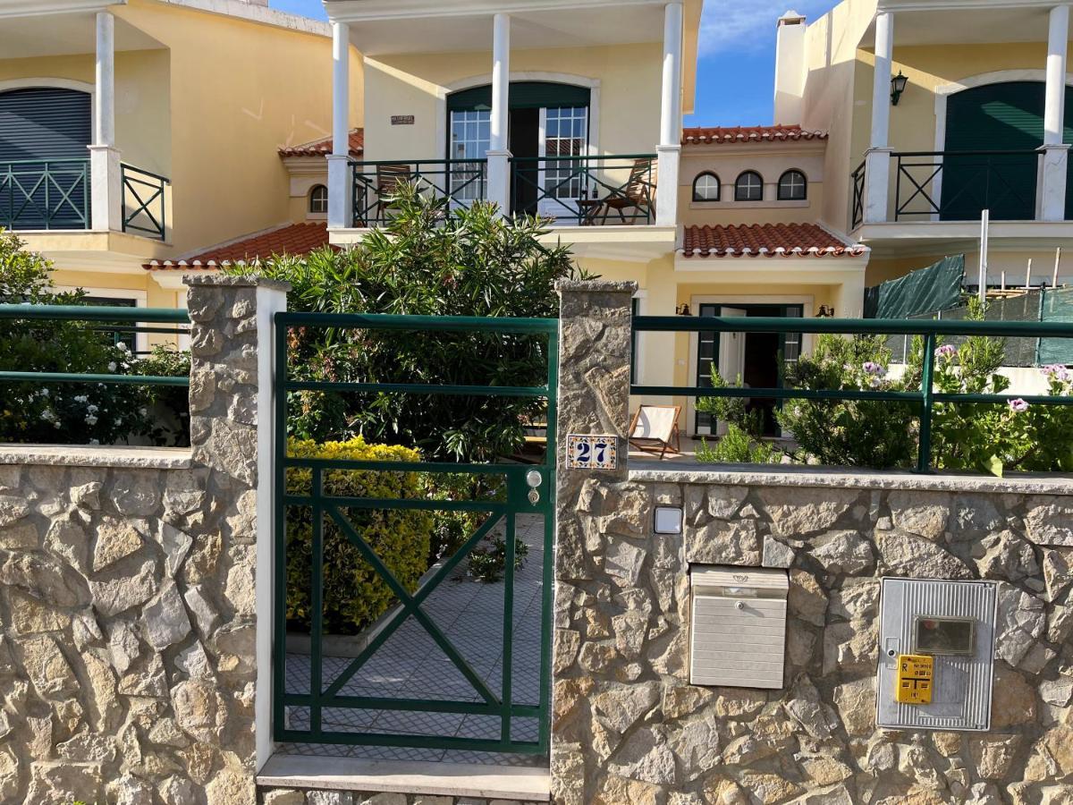 Yellow House Ericeira Εξωτερικό φωτογραφία